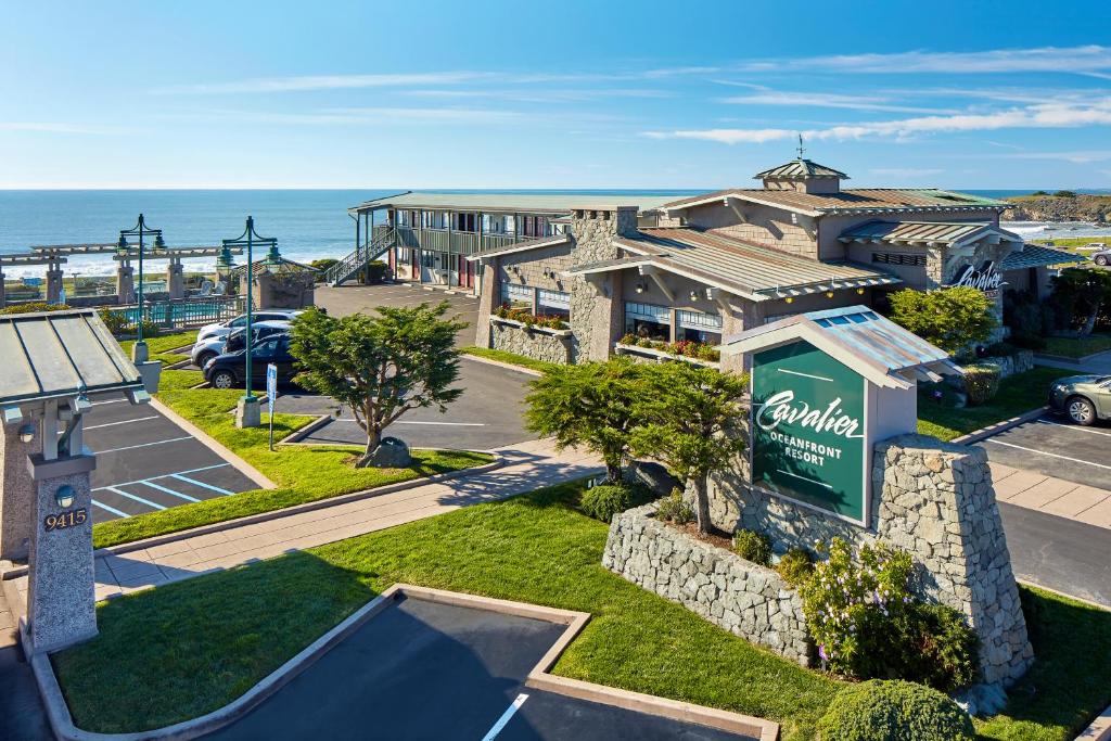 Cavalier Oceanfront Resort - Amenities