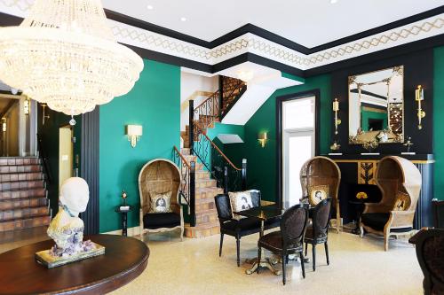Cavalier South Beach Hotel - Hotel Amenities and Services
