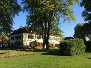 Chateau De Germigney - Good To Know