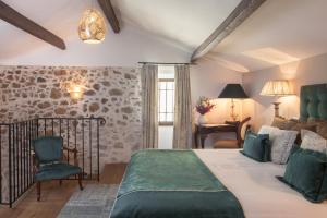 Chateau Eza - Room Types and Features