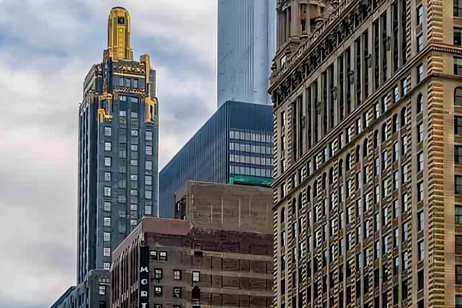 Chicago Highlights Private Walking Tour With a Guide - Meeting and Ending Points