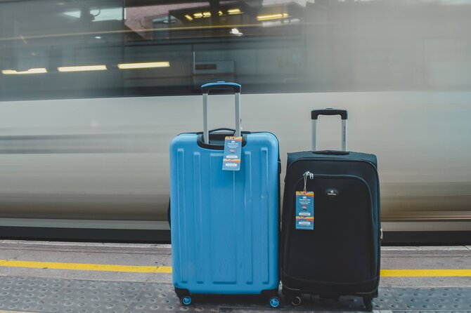 Chicago: Luggage Storage Close to Wrigleyville - Bag Count and Meeting Point
