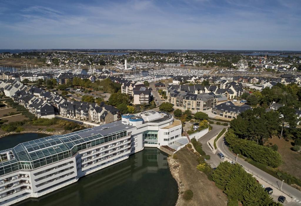 Cigale Apartments Review