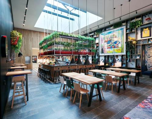 Citizenm Los Angeles Downtown - On-Site Amenities