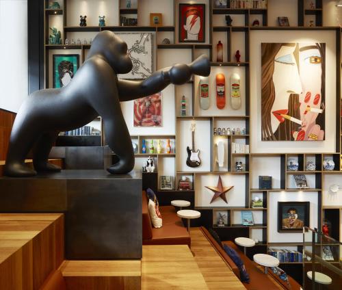 Citizenm New York Bowery - Amenities and Services