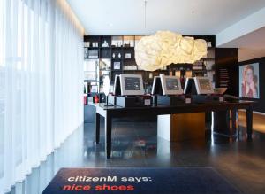 Citizenm Schiphol Airport - Modern Room Features