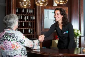 City Hotel Nieuw Minerva Leiden - Room Features and Amenities