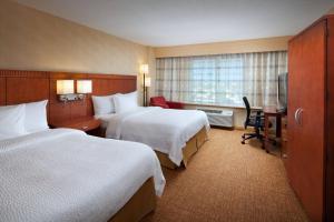 Courtyard by Marriott Baldwin Park - Amenities and Facilities