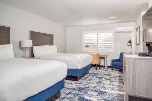 Creekside Inn Downtown - Amenities and Services