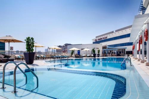 Crowne Plaza Dubai Deira, an IHG Hotel - Dining Experiences