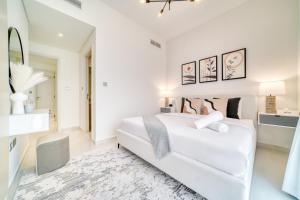 Damac Hills Ll - Stunning 4 Bedrooms Home With Private Pool at Dubai Land - Location and Nearby Attractions