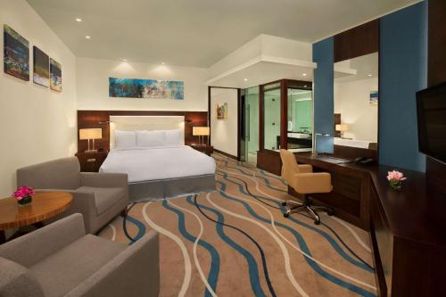 DoubleTree by Hilton Hotel and Residences Dubai – Al Barsha - On-site Dining Options
