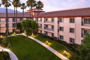 DoubleTree by Hilton Ontario Airport - Guest Experience and Reviews