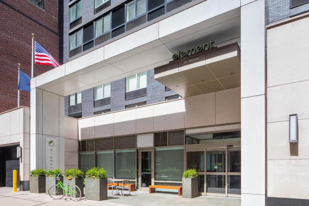 Element Times Square West - Guest Experience