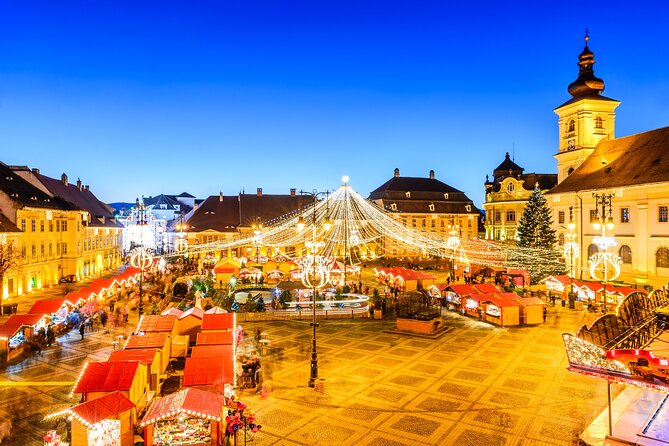 Enchanted Yuletide Walking Tour of Ithacas Festive Delights - Soaking in the Festive Ambiance