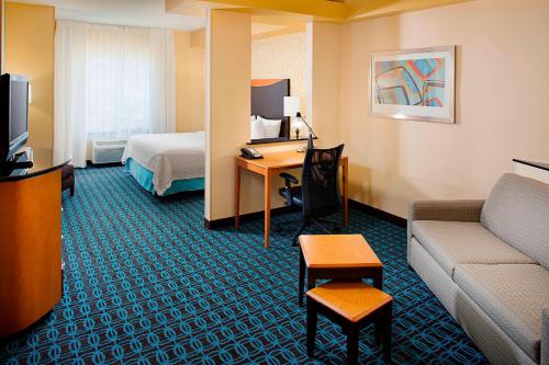 Fairfield Inn & Suites Twentynine Palms - Joshua Tree National Park - Hotel Facilities and Amenities