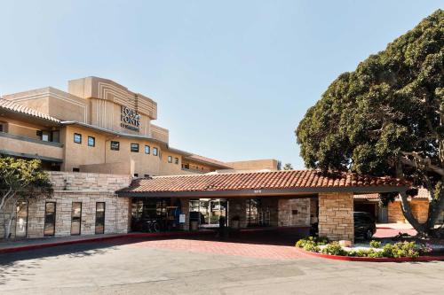Four Points by Sheraton Ventura Harbor Resort - Amenities Offered