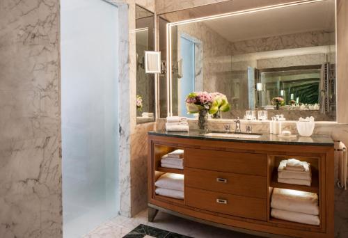 Four Seasons Hotel Milano - Guest Experience and Reviews