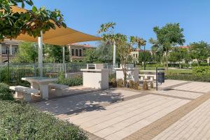 Frank Porter - Serena Casa Viva - Guest Feedback Insights
