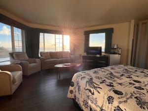 Gualala Country Inn - Nearby Attractions