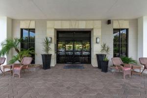 Hampton Inn Boca Raton - Facilities and Amenities
