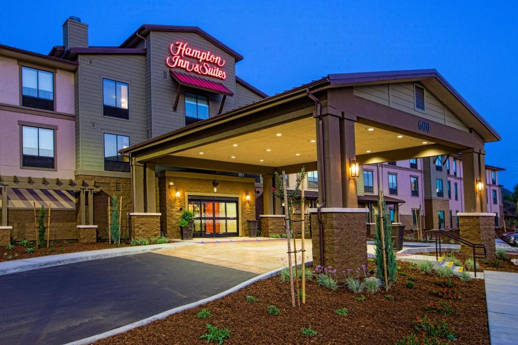 Hampton Inn & Suites Buellton/Santa Ynez Valley, Ca Review