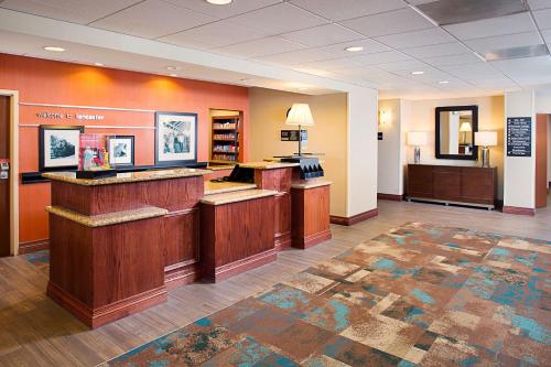 Hampton Inn & Suites Lancaster - Guest Services