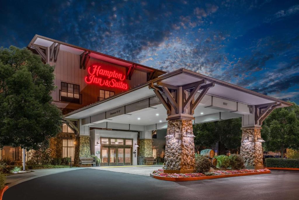 Hampton Inn & Suites Windsor-Sonoma Wine Country Review
