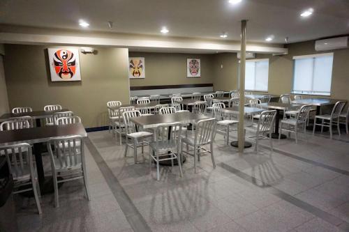 Hartford Hotel Best Western Signature Collection - Guest Experience and Reviews