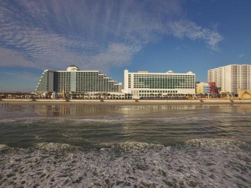 Hilton Daytona Beach Resort - Facilities and Amenities