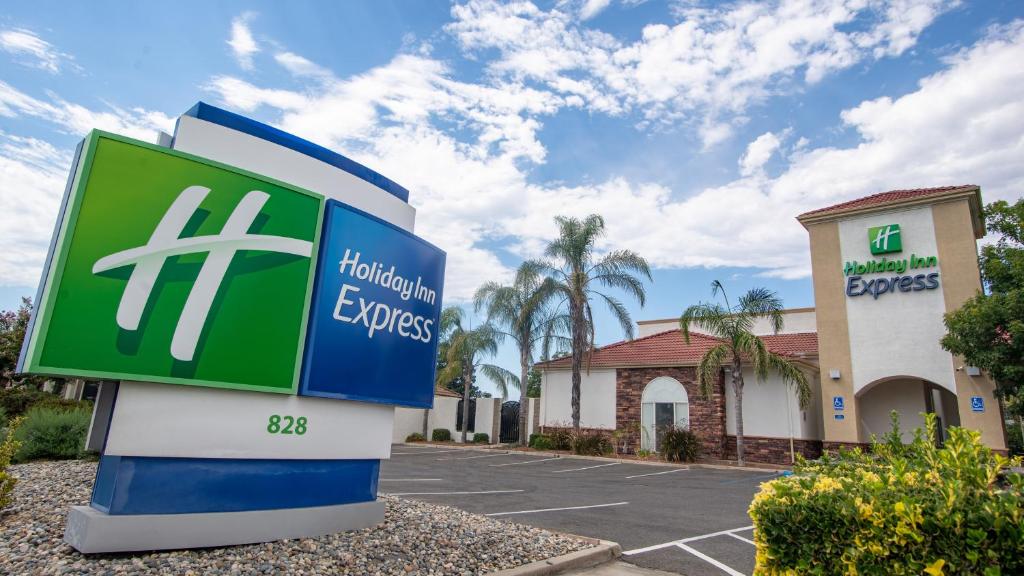 Holiday Inn Express Oakdale, an IHG Hotel Review