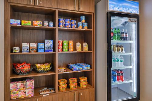 Holiday Inn Express Westley, an IHG Hotel - Excellent Amenities