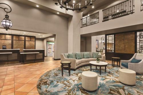 Homewood Suites by Hilton La Quinta - Outdoor Pool and Fitness Center