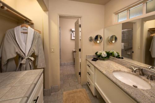 Horizon Inn & Ocean View Lodge - Guest Room Features