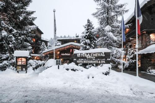 Horse Iron - Skiing and Winter Activities