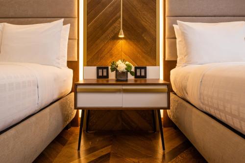 Hotel 32One - Facilities and Services