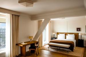 Hotel Balzac Paris - Booking and Policies