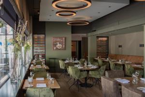 Hotel Central - Dining Options