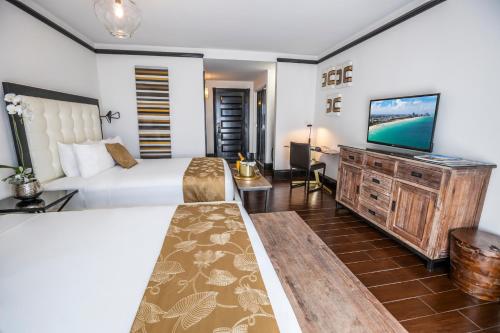 Hotel Croydon - Accommodation and Amenities