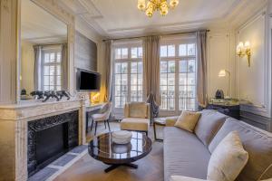 Hotel Elysia by Inwood Hotels - Room Types and Features