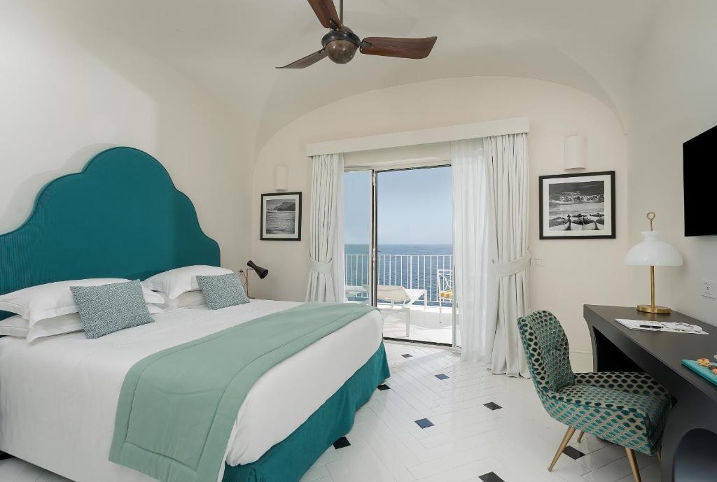 Hotel Miramalfi Review