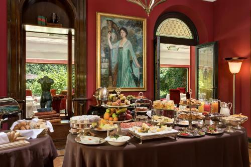Hotel Regency - Small Luxury Hotels of the World - Guest Reviews and Ratings
