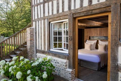 Hotel Saint-Delis - The Painter's House - Relais & Châteaux - Room Types and Features