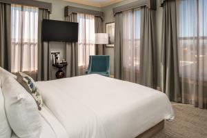 Hotel Shattuck Plaza - Guest Experiences