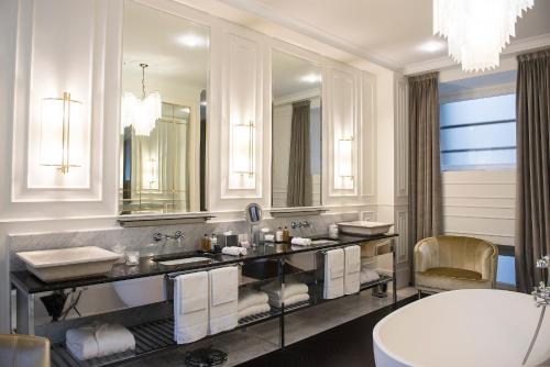 Hotel Vilòn - Small Luxury Hotels of the World - Guest Ratings