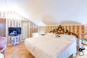 HOTIDAY Room Collection - Ferrara - The Sum Up