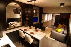 House of Freddy - Guest Reviews and Experiences