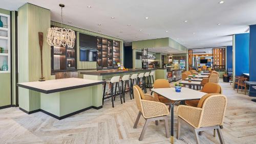 Hyatt Centric the Pike Long Beach - Guest Reviews and Ratings