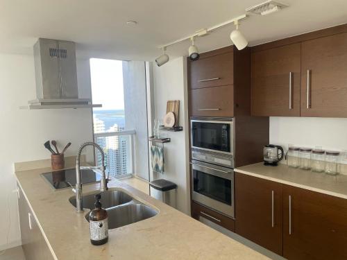 IconBrickell Tower 3 W Residences - Convenient Location