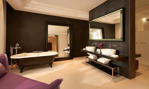InterContinental Marseille - Hotel Dieu, an IHG Hotel - Amenities and Facilities
